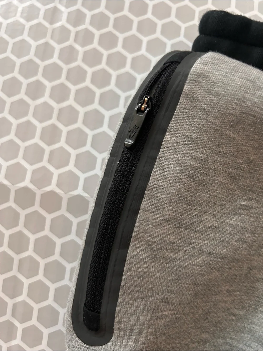 Nike Kids Gray and Black Fleece Joggers Size 2T